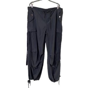 Women's Large Black Low-Rise Drawstring Utility Cargo Pants‎